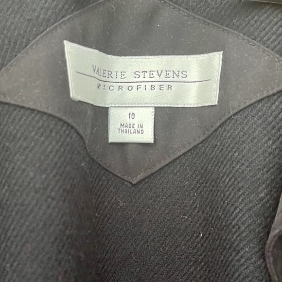 Valerie Stevens black trench coat - Picture 9 of 10